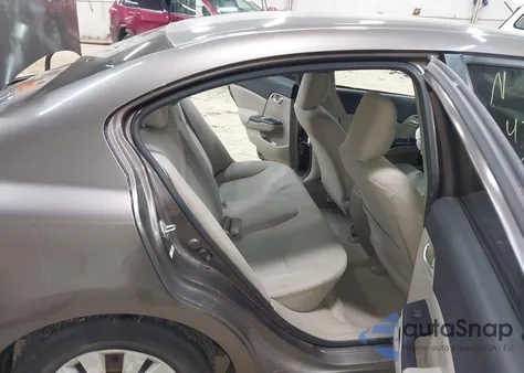 2012 Honda Civic Lx z USA, uszkodzony, nr VIN 2HGFB2F57CH564829